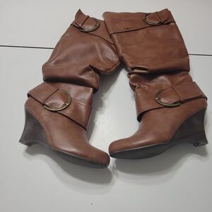 Pesaro Heel Boots Womens 8 Brown Wedge Heel Side Zip Up Strap Lining Buckle Calf